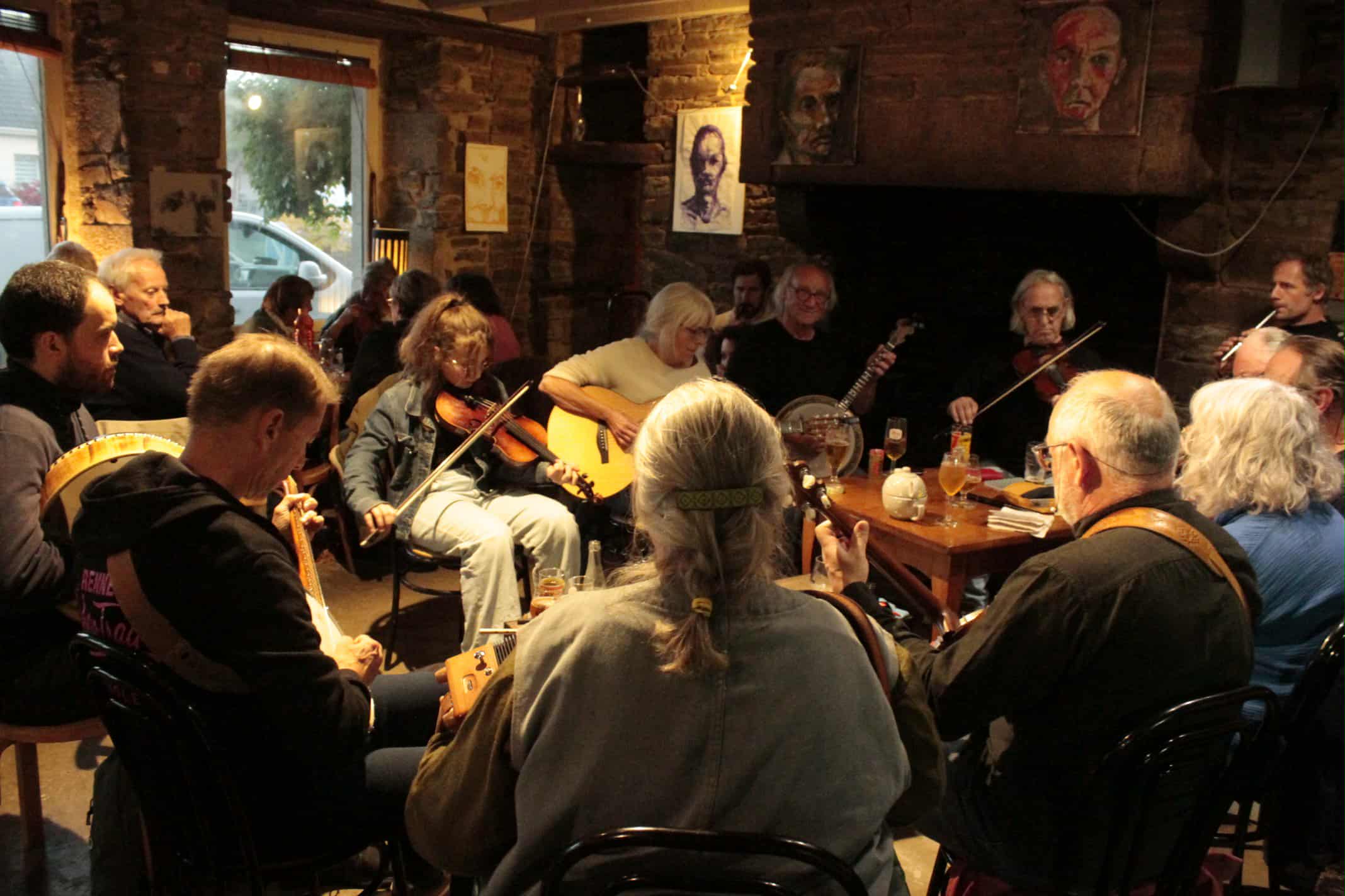 Bœuf et scène ouverte à la Lune Rousse